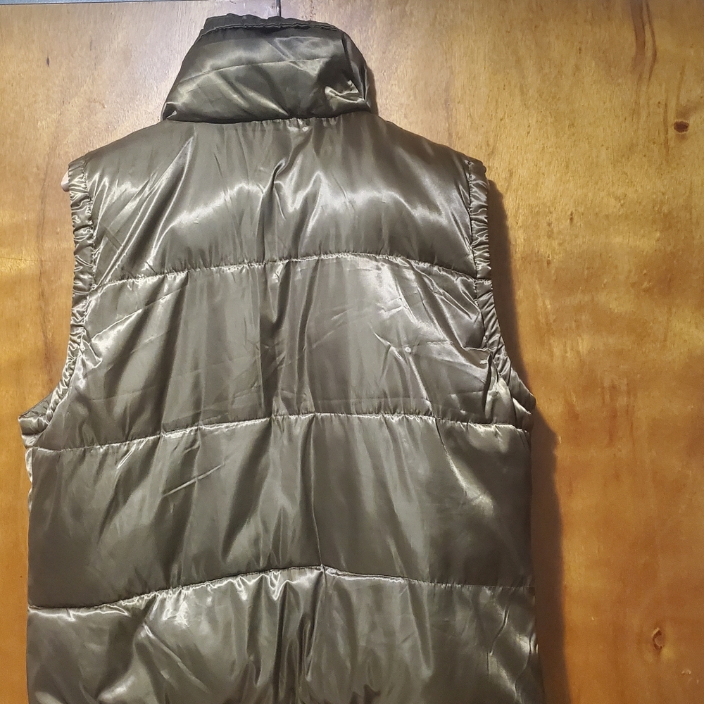 Vest - Picture 2 of 2